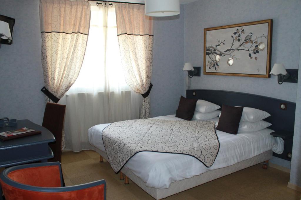 Hotel Restaurant Le Moulin De Saint Verand Rom bilde